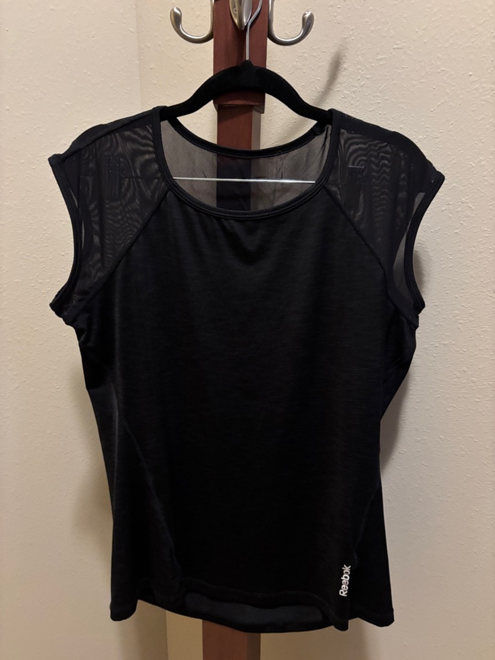 Reebok Women's Black Mesh Sleeve Athletic Tank